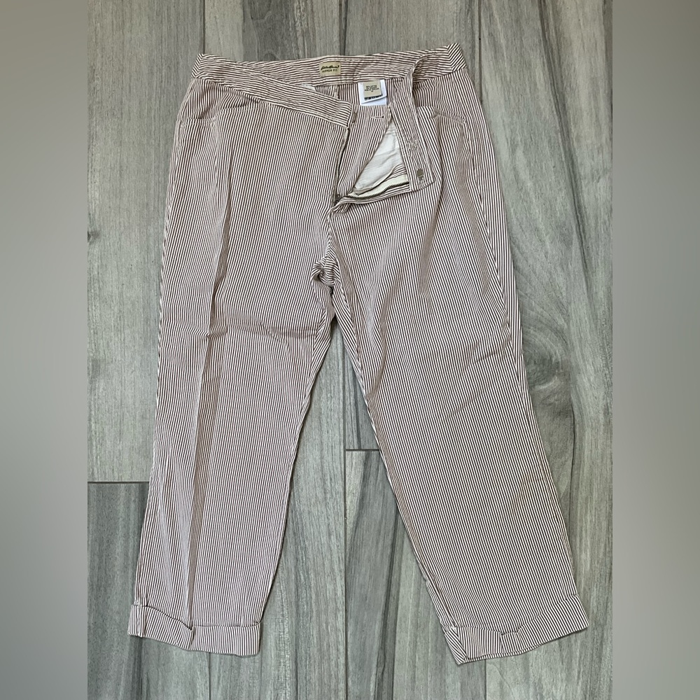 Eddie Bauer crop pants